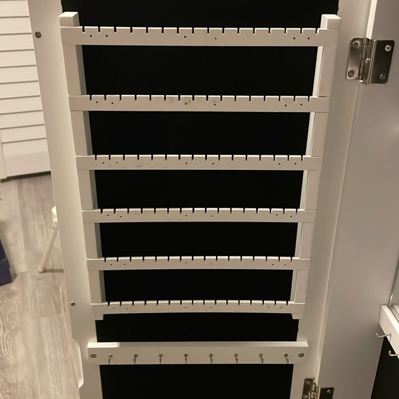 JEWELRY CASE. - Picture 4 of 7